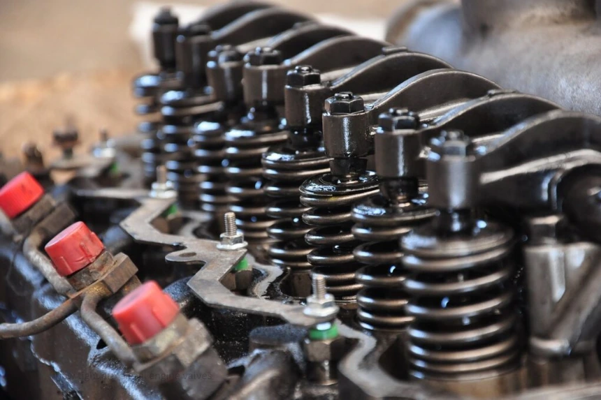 how tight are diesel engine valves